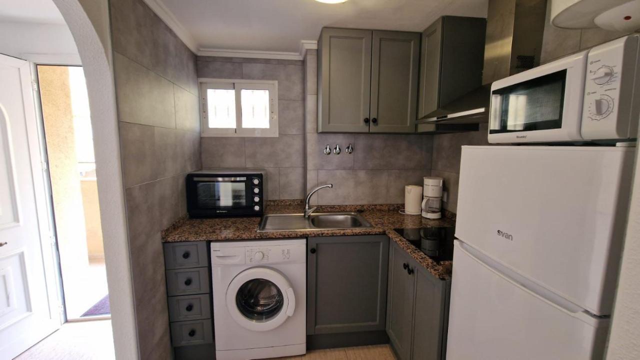 Lovely One Bedroom Unit With Balcony And Pool Дения Экстерьер фото